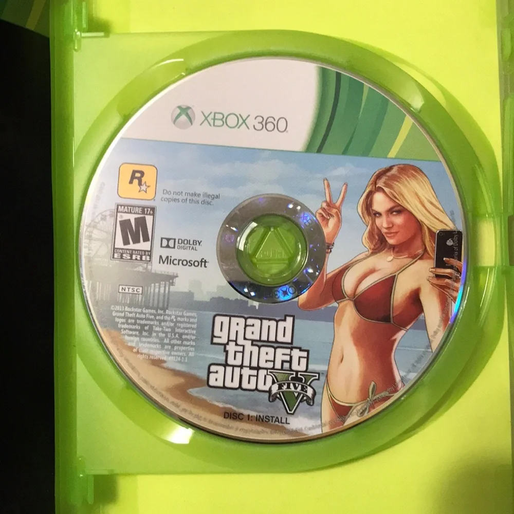 XBOX 360 GRAND THEFT AUTO FIVE V